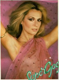 43937292_pb_ita_07_1979_p_034_loretta_goggi.jpg