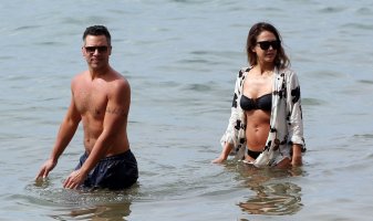jessica alba in bikini 55.jpg