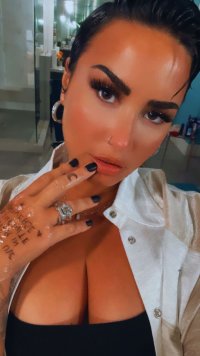 StorySaver.Org-ddlovato_240508116_176581854564129_7472594615238589519_n.jpg