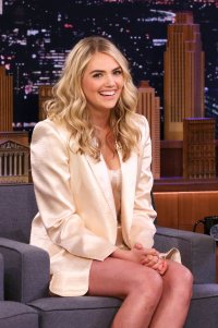 kate upton al tonight show 03.jpg