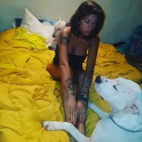 angela viviani con cane 01.jpg
