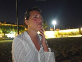 aez027.jpg