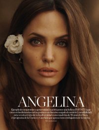 angelina-jolie-in-elle-magazine-spain-october-2021-0.jpg