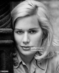 10 Sally Kellerman 1.jpg