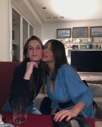 V (15).jpg