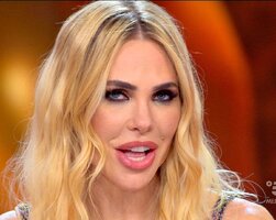 ilary blasi (43).jpg