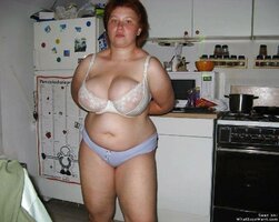babes-norm-1599516-2376e43903eade64df45f13aa40b7071.jpg