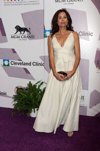 minnie driver al gala 03.jpg