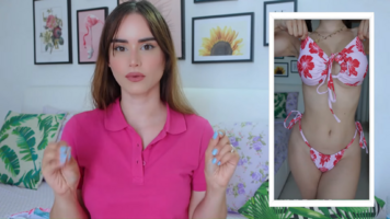 BIKINI TRY ON HAUL! COSTUMI INDOSSATI 2022 2-16 screenshot (1).png