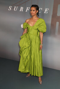 296326512_mcfan-celeblounge-net26-07-2022-08-0120220725_zaf_k03_043-jpg.jpg