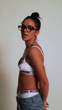 vlcsnap-2022-12-16-13h24m08s177.jpg