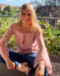 elisabetta.cametti_1672941527338.jpg