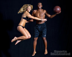 Bar-Refaeli-Feet-747682.jpg