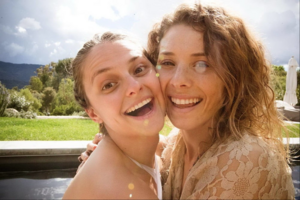 Bachelorette pool party57.png