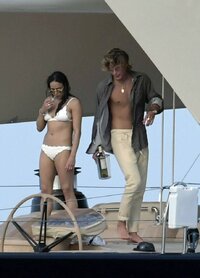 michelle rodriguez in barca (04).jpg