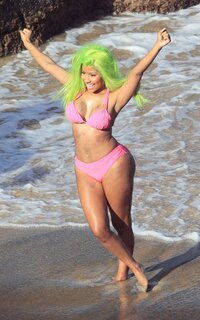 minaj-add-031412- (9).jpg