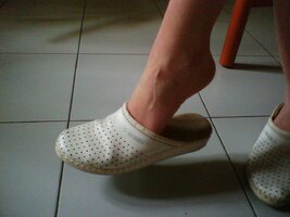 VFL - relax in Fly Flot.jpg VFL - relax in Fly Flot.jpg