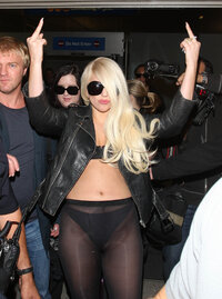 029390941_LadyGagaLipSeeThrough4_122_419lo.jpg