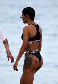 teyana taylor in bikini (10).jpg