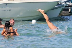 Elisabetta-Canalis-Sexy-The-Fappening-Blog-10.jpg