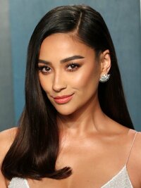 Shay Mitchell.jpg