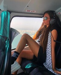 sofia giaele de dona in aereo 01.jpg