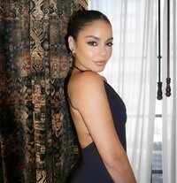 vanessahudgens_1700603262233.jpg